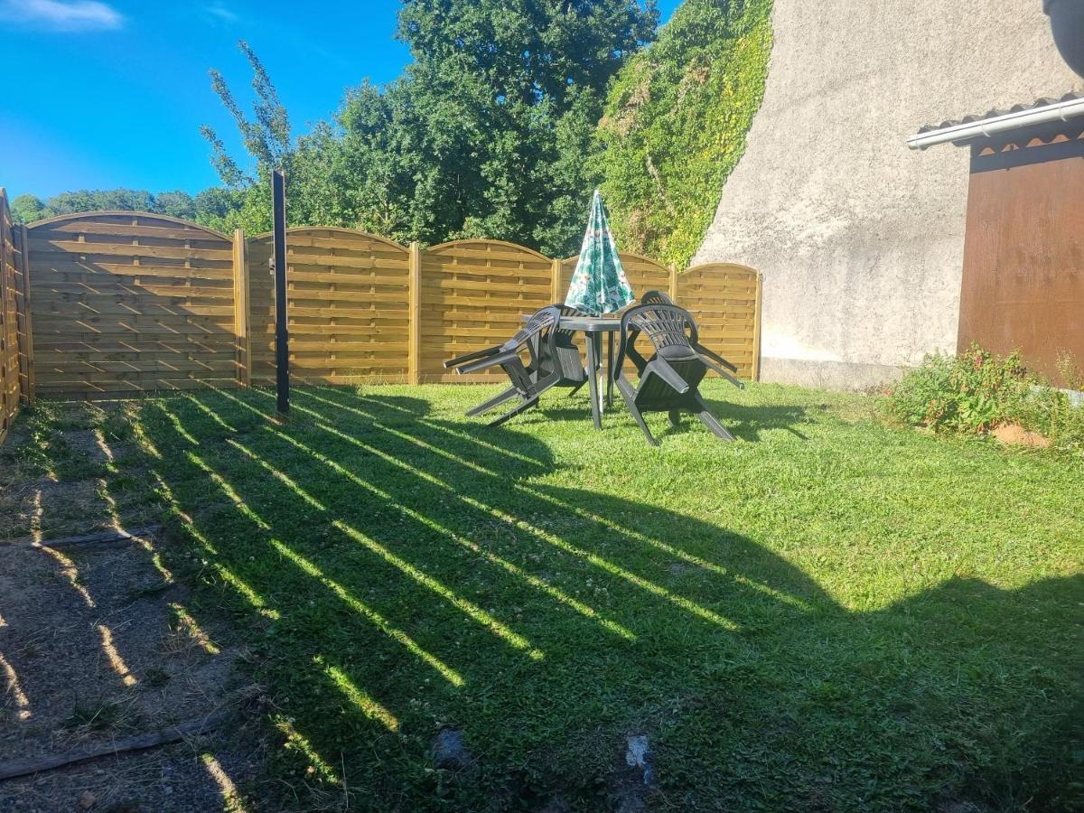 Petite Maison Cocooning Brigueuil Exteriér fotografie